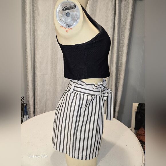 Black Ribbed Women's Top Small Nwt - Picture 2 of 8